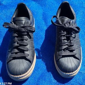 Adidas shell toe black and gold womens 8